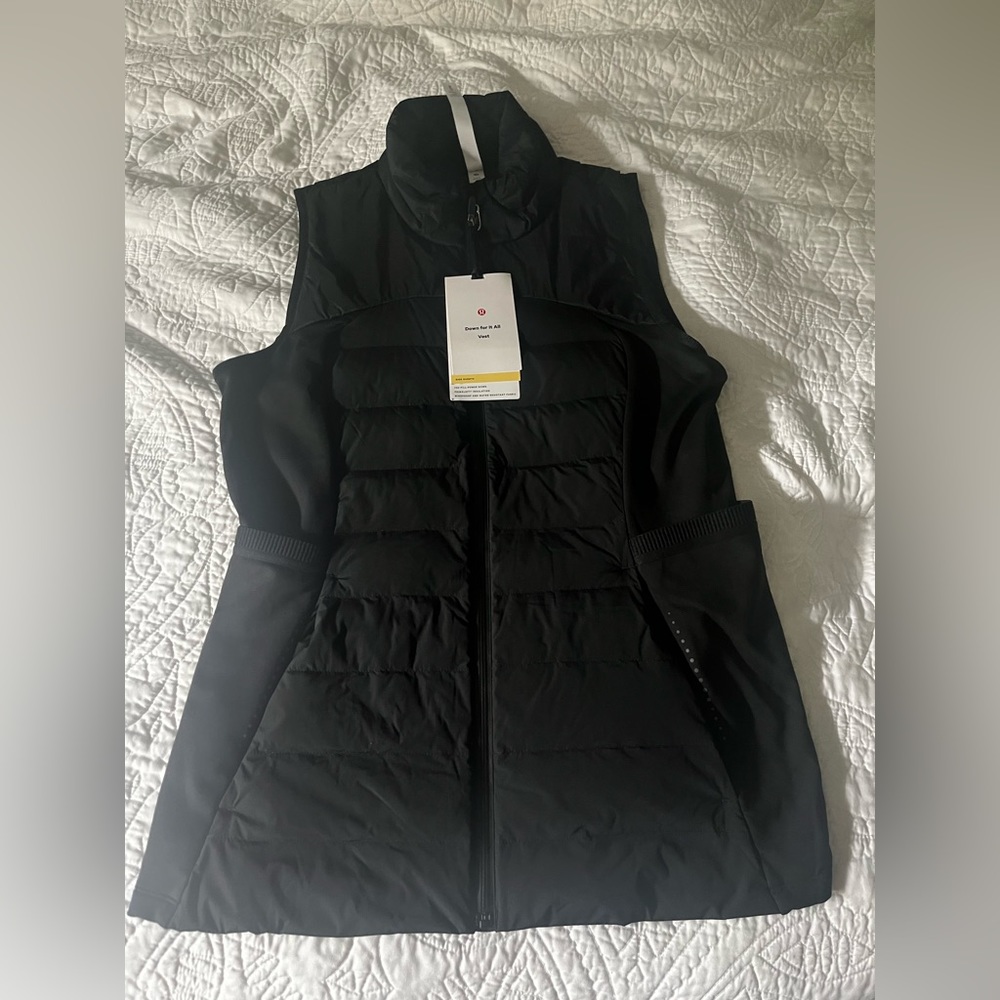 Lululemon down for it all vest black size 12